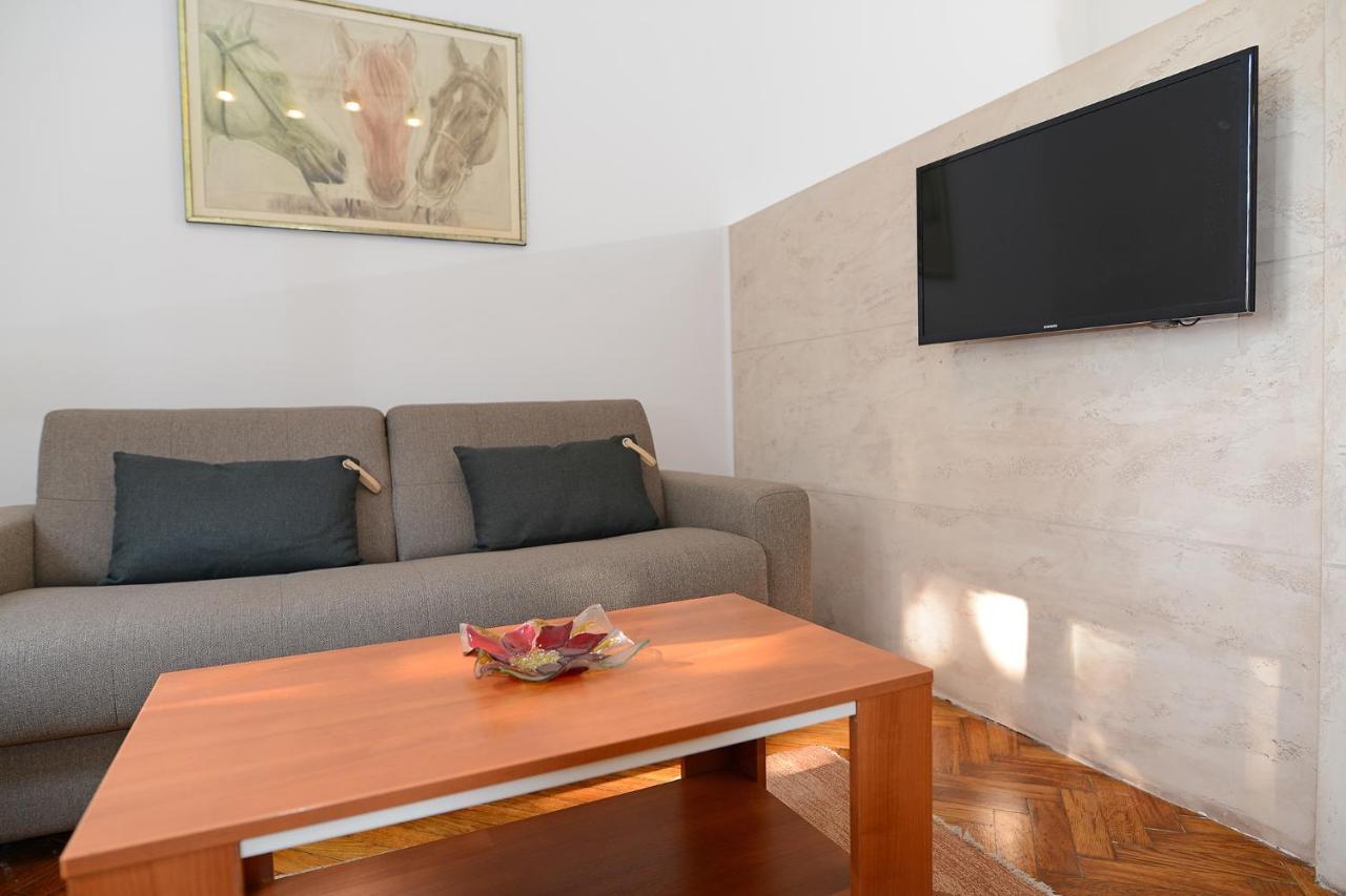 Central Spot Apartments Belgrade Exterior photo
